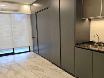 Estudio Profesional con patio - Amenities-  - Financiacion 50% - 1F -