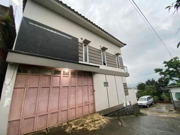 Dijual Cepat Murah Rumah 2 Lt Posisi Hook Padalarang