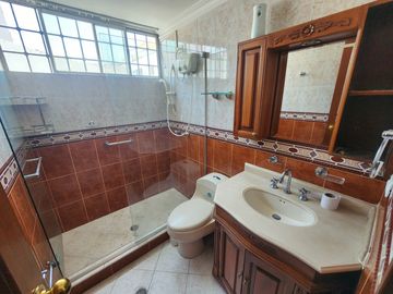 apartamento en arriendo en altos de riomar. Cod A107915