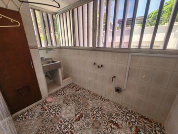 apartamento en arriendo en altos de riomar. Cod A107915