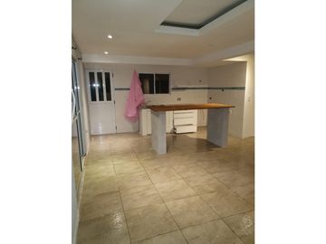 Casa 4 ambientes/ Barrio Camet Norte