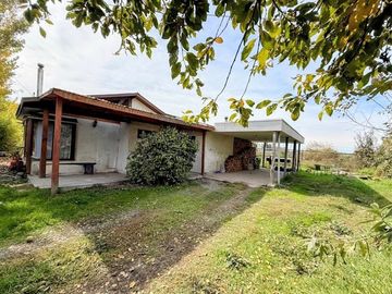 Venta de dos casas en parcela de 5000 mt2, Pelarco