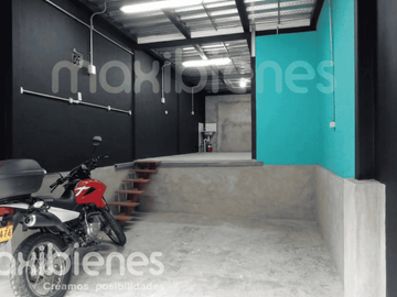local en arriendo en  suramérica. Cod A72197
