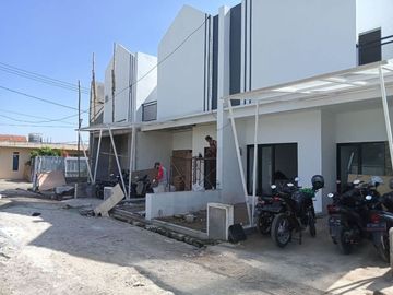 Jarang Ada Rumah 2LT dkt Tol Buah Batu Podomoro Bojongsoang Dibawah 1M