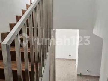 New House Modern Minimalis Nusa Loka Bsd