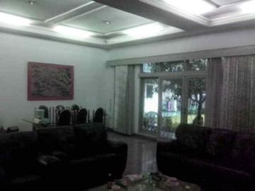 Rumah Arcamanik Dekat ke Kawasan Antapani, Cisaranten