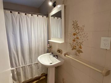Casa en venta en Ezpeleta Este