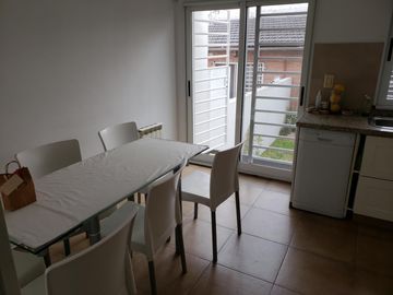 Duplex 4 ambientes + Playroom + Fondo + garage - IMPECABLE
