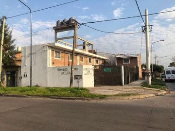 Duplex en venta en Villa Luzuriaga