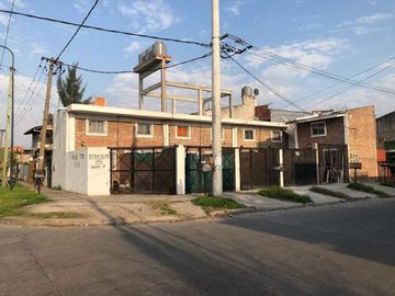 Duplex en venta en Villa Luzuriaga