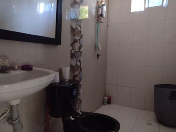 casa-local en venta en las petronitas. Cod V101911