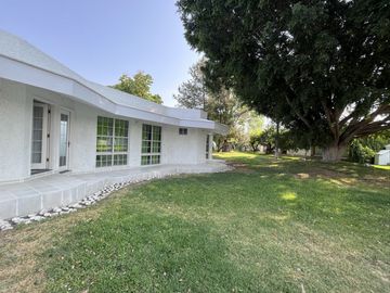 Casa en Venta en Fraccionamiento Arcada Alameda en Celaya Gto .