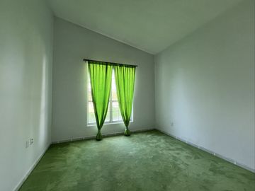 Casa en Venta en Fraccionamiento Arcada Alameda en Celaya Gto .