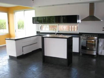 Casa en Los Sauces, Nordelta