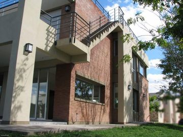 Casa en Los Sauces, Nordelta