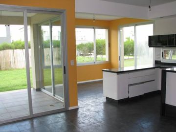 Casa en Los Sauces, Nordelta