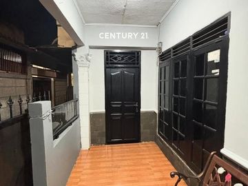 Rumah Lokasi Strategis Di Jakbar Dl 18728