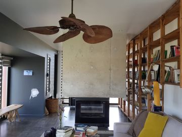 Casa de diseño sobre ruta 11 sur