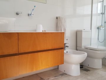 Casa de diseño sobre ruta 11 sur