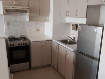 Asia Tower 1BR unit with Parking for Rent