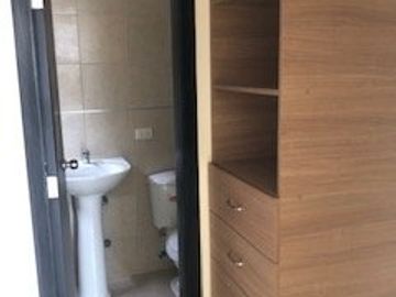 Venta de casa cuatro habitaciones en urbanización Arboletta km 15,5 de la vía Salitre