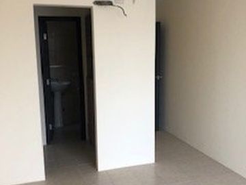 Venta de casa cuatro habitaciones en urbanización Arboletta km 15,5 de la vía Salitre