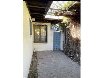 AMPLIA CASA EN PEDRO DE VALDIVIA NORTE PROVIDENCIA