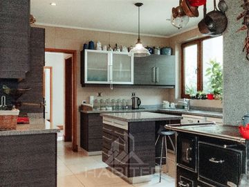 Casa en Venta en Camino Antuco Club de Golf
