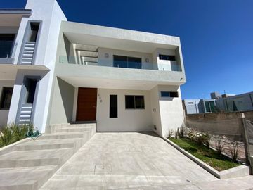 Casa En Venta en Altavista Residencial - Argenta  238