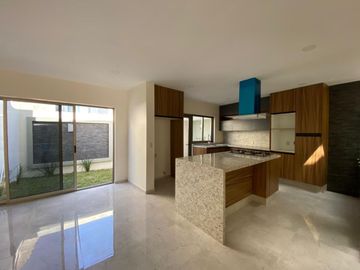 Casa En Venta en Altavista Residencial - Argenta  238