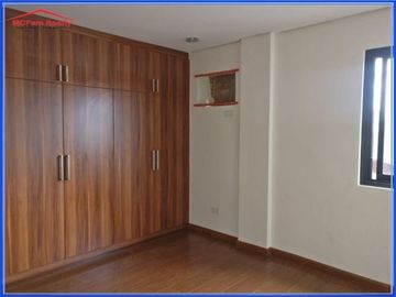 4 Bedroom Single Attached House & Lot in Culiat, Quezon City