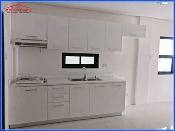 4 Bedroom Single Attached House & Lot in Culiat, Quezon City