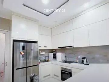 Rumah Sudah Renovasi Furnished Di Alam Sutera 5493
