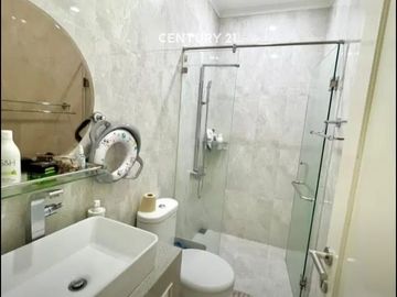 Rumah Sudah Renovasi Furnished Di Alam Sutera 5493