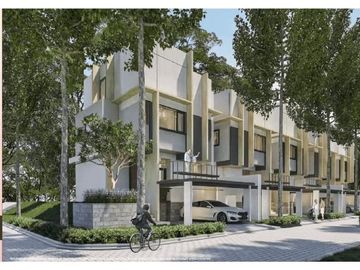 RUMAH LEBAR 8 HOEK THE BLIZFIELD DI BSD CITY