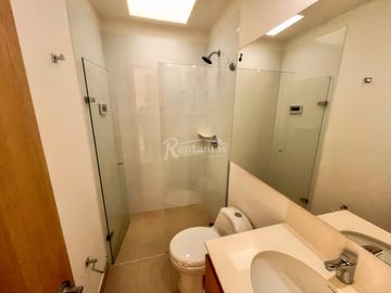 casa en arriendo en loma del atravesado. Cod A777290