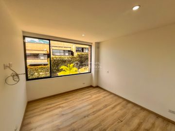 casa en arriendo en loma del atravesado. Cod A777290
