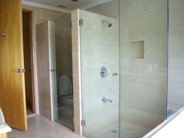 3 BR penthouse unit for lease