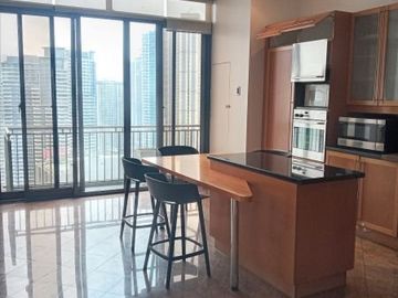 3 BR penthouse unit for lease