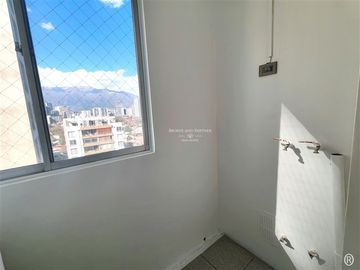 Remodelado, Con estacionamiento, Rebajado, sin deuda