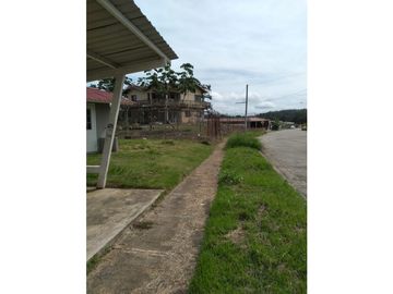 Se Vende Terreno de 2,400 Mts2 en Nuevo Emperador