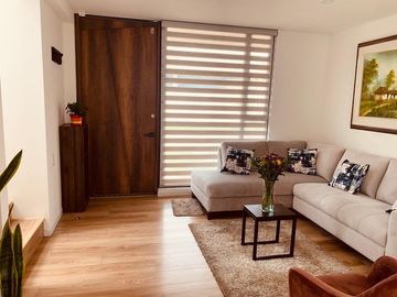 casa en venta en variante - cajica -. Cod V5358