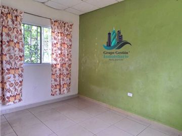 VENDO CASA COMERCIAL  EN VIA PRINCIPAL ALGARROBOS
