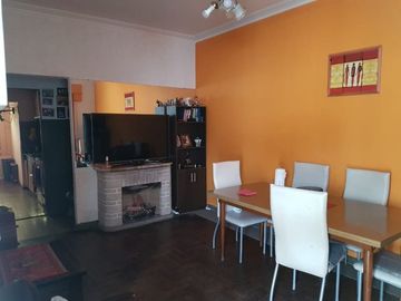Casa en venta en Castelar Norte