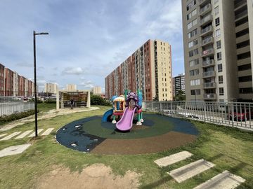 apartamento en venta en alameda del rio. Cod V105868
