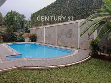 Komplek Perumahan Ada Bangunan Mewah Lokasi Townhouse Jervois