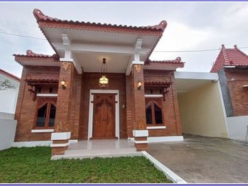 Rumah Idaman Konsep Menawan berdesain Limasan Klasik di Prambanan