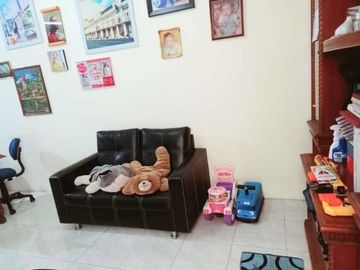 5 Bedroom House for sale