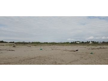 VENDO TERRENO EN VIA DATA DE POSORJA $42X MTS2