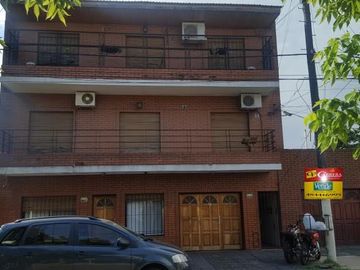 Departamento Tipo Casa en venta en Villa Bosch